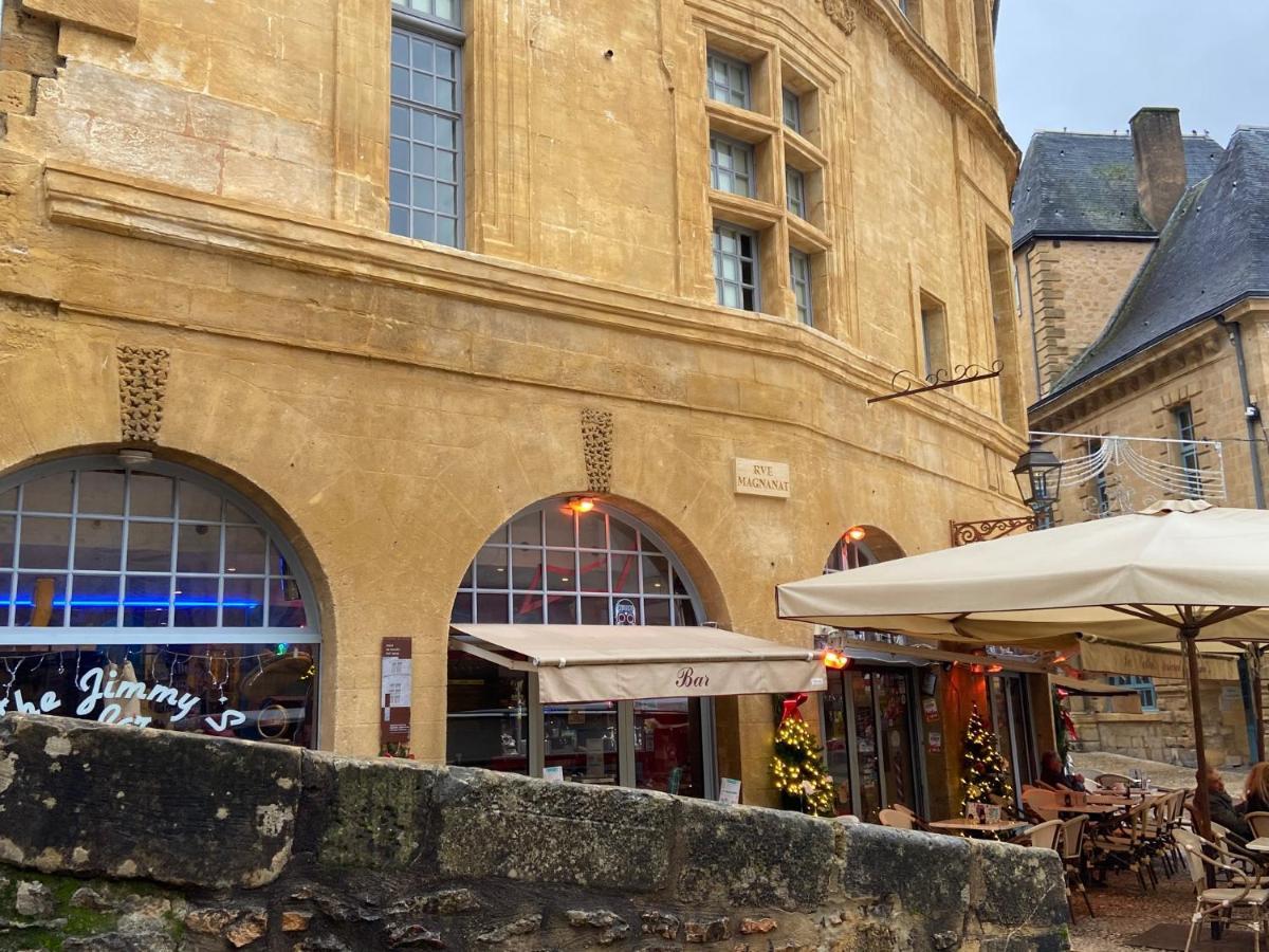 Le Logis - Lescapade-Medievale Sarlat Exteriör bild